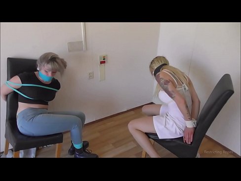 ❤️ Addictus / ligatus et clausus / puella in tribulatione Sex video  at la.com-fullporner.ru